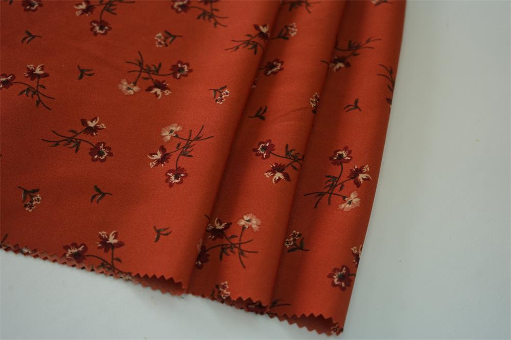Polyester Composite Yarn Hammered Satin
