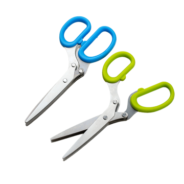 Stainless Steel Multi-Functional Kitchen Scissors with Pepper Shredder and Scallion Cutter