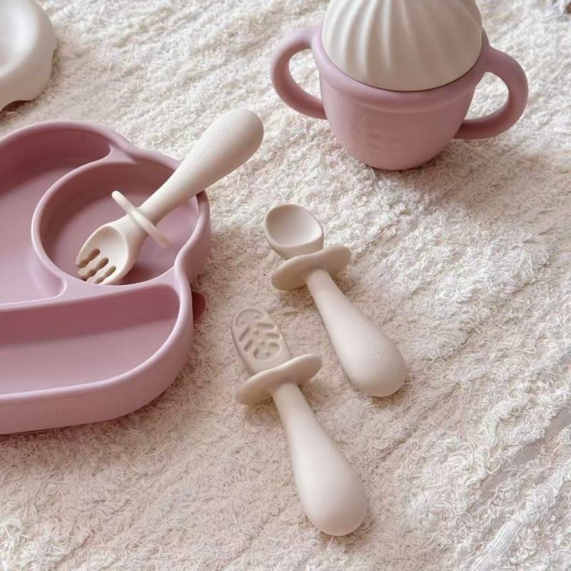 Soft Pastel Kids Dinner Set with Ergonomic Design