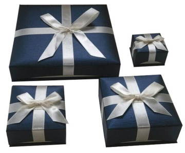 Unique Design Ribbon Jewelry Gift Box