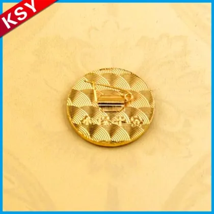 Best Quality Professional Production Printing Fish Lapel Badge Buttons Pins Company