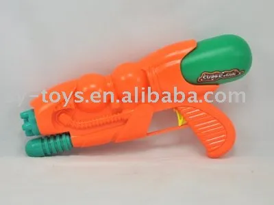 Hydraulic water gun