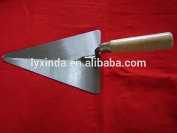 Triangle bricklaying trowel with wooden handle