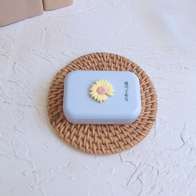 Contact Lenses for Eyes Daisy Contact Lens Case Mini Acrylic Square Lovely Container Box Bag Travel Kit Box with Mirror