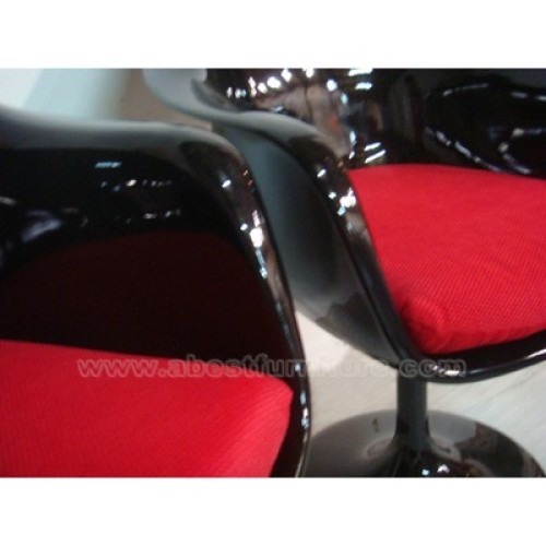 Eero Saarinen Tulip ArmChair