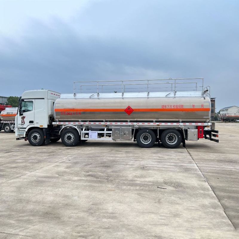 crude oil tanker truck