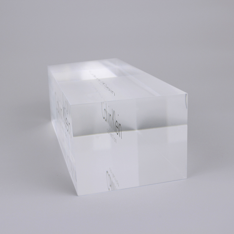 Acrylic Block Manufacturer