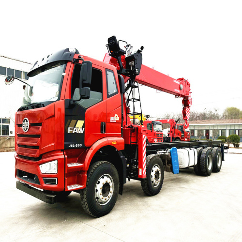 Camión FAW con grúa