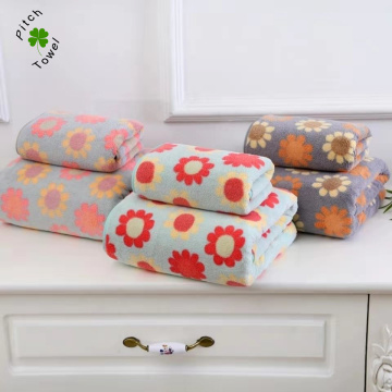 Wholesale Pure Color Soft Microfiber Coral Fleece Luxury Bath Towel Gift Sets