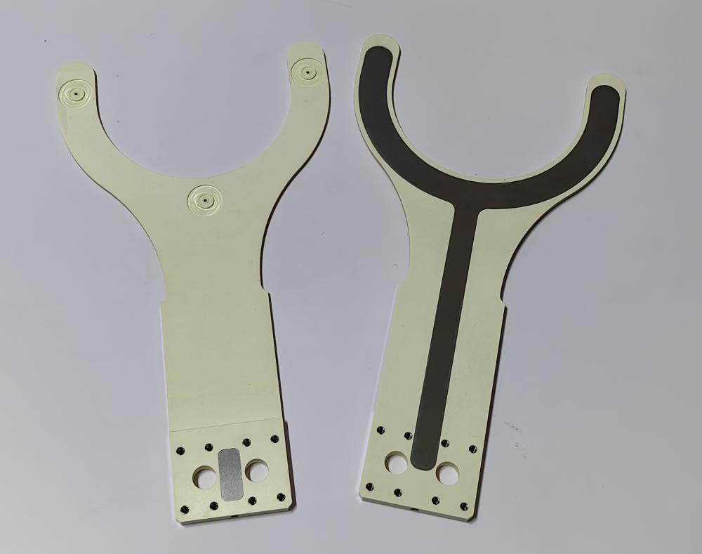 Electrostatic discharge-safe ceramic EDS ceramic arm