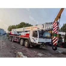 80 toneladas usavam guindaste para operações pesadas