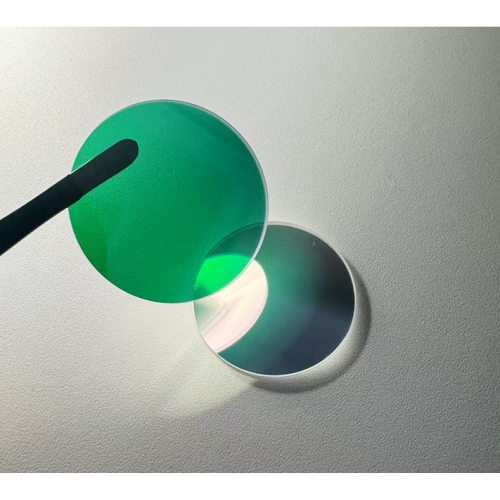 Verre filtrant passe-bande étroit personnalisé BP530nm