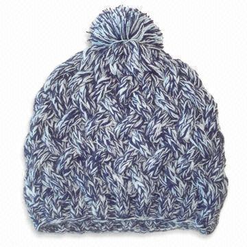Women's Knitted Hat with Pompom, Cap, AB Yarn and Cable, Fashionable Style