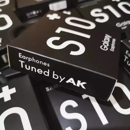 AKG Earphones for Samsung Galaxy S10 S9 S8 - 3.5mm Jack Stereo Sound Earbuds