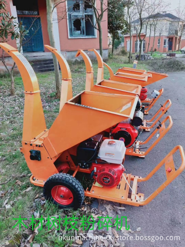 Mini Wood Crusher: Transforming Logs into Sawdust with Hammer Mill Technology