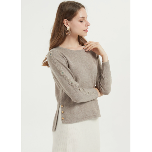 high quality women cashmere crewneck with hand embroidery
