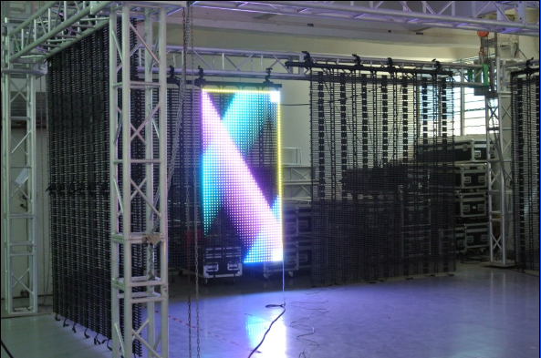 Flexible led display screens for the installation