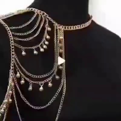 European and American, antique style shoulder accessories