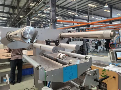 High Speed Flow Pack Packaging Machine - Multi-Function Pillow Packing Machines in Foshan