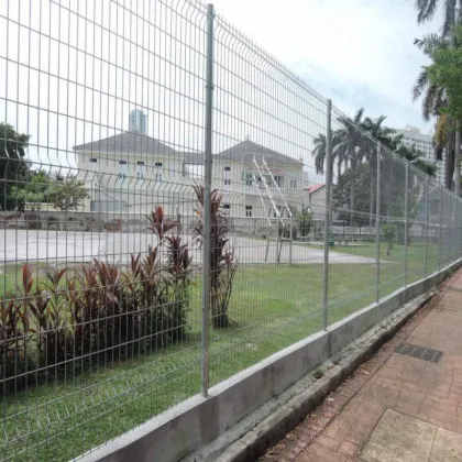 Engineered Mesh Fencing Using Advanced Weled Wire Design