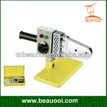 Automatic pipe welding machine