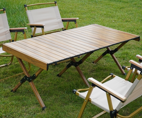 Beech Wood Egg Roll Table