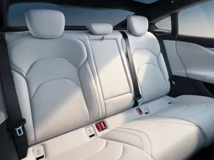 SU7 Medium-large Sedan New Energy Vehicles 800km AWD Max Edition Xiaomi Car SU7 Xiaomi SU7 Right Hand Drive for Xiaomi