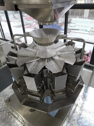 Automatic Vertical Packaging Machine for Snack Foods: Potato Chips, Popcorn, and Shrimp
