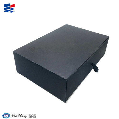Decorated cardboard drawer gift box