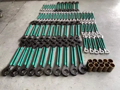 Diamond drill tool retaining spring