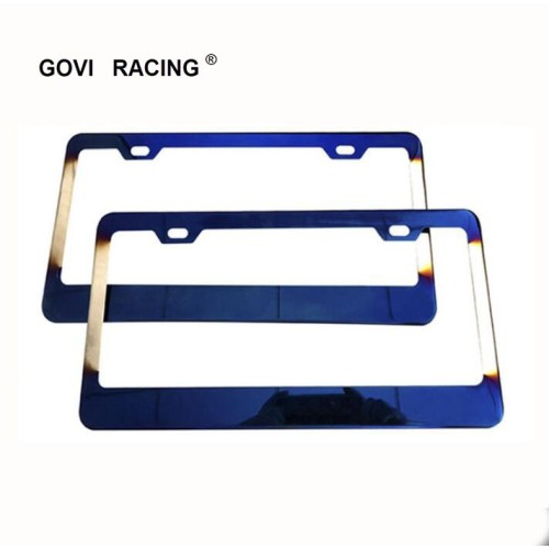 Blaues Auto -Nummernschild um Surround