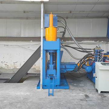 Aluminum Skimmings Drillings Sweepings Press Briquetter