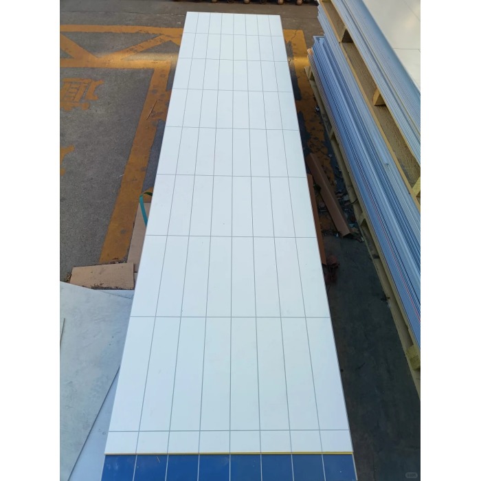 แผ่นผนังกันลื่น SPC สไตล์ห้องน้ำหรูหรา