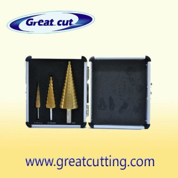 Step drill set in Aluminium box