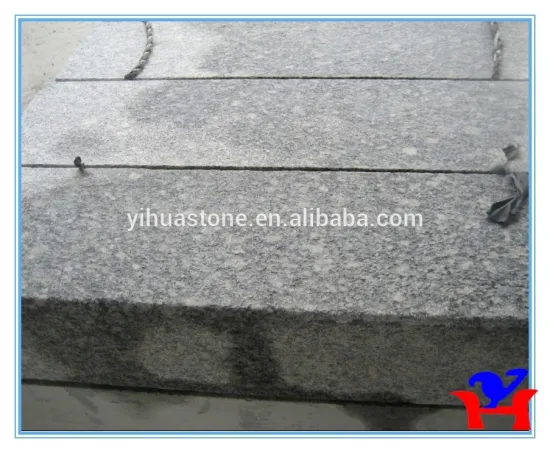 G654 kerbstone with flamed surface