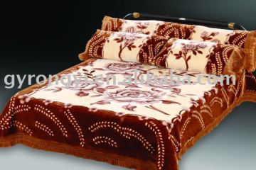 Printed and super soft 4pcs blanket set 100% polyester