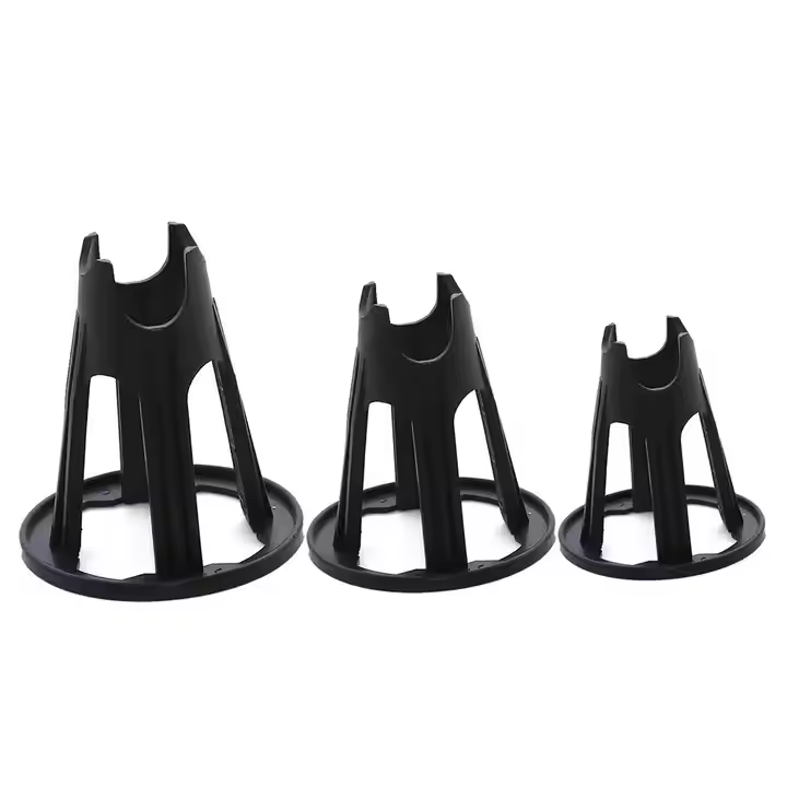 Plastic injection molded parts (21)