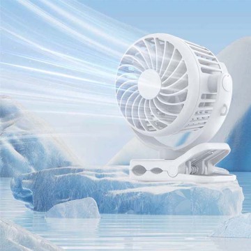 Battre de ventilateur de poussette opéré