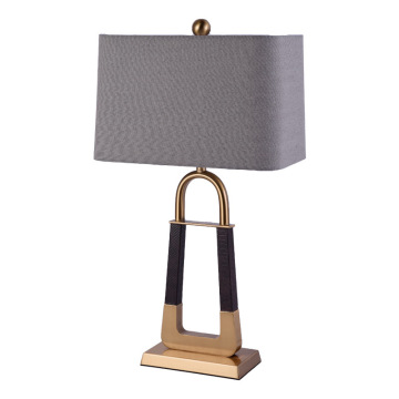 Creative Modern Luxury Metal Desk Lamp for Bedroom and Living Room Decoration