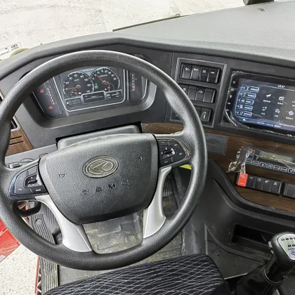 Hot Sale: CMAC 430HP Valin Hanma 6X4 CNG Tractor Truck in Kazakhstan