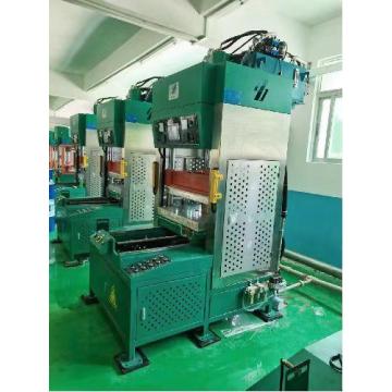 Easy operation move-out shaping machine