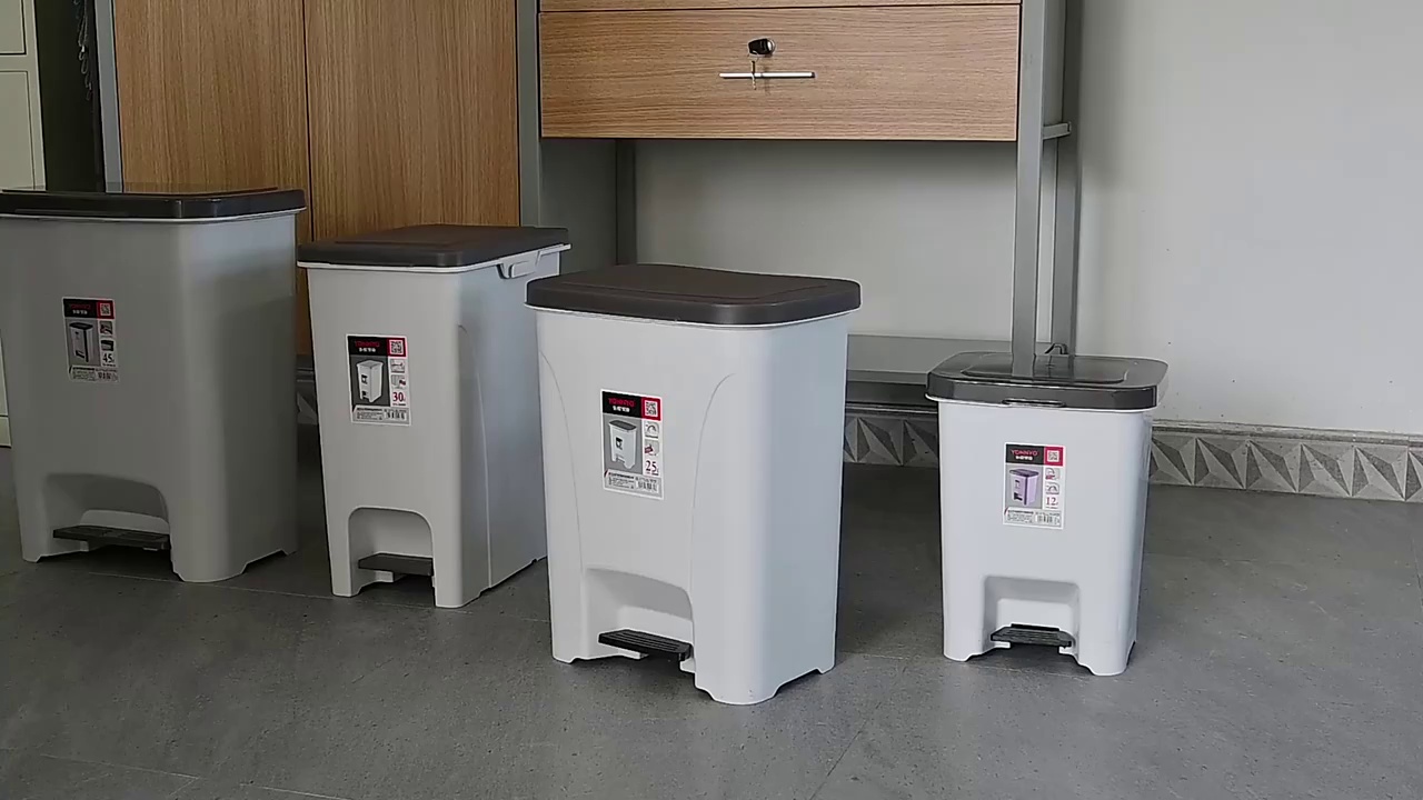 25L 30L Foot Pedal Plastic Trash Can for Home Office School