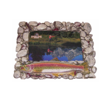 Decorative Picture Frames: Enhancing Your Home with Stylish Photo Frame Mouldings