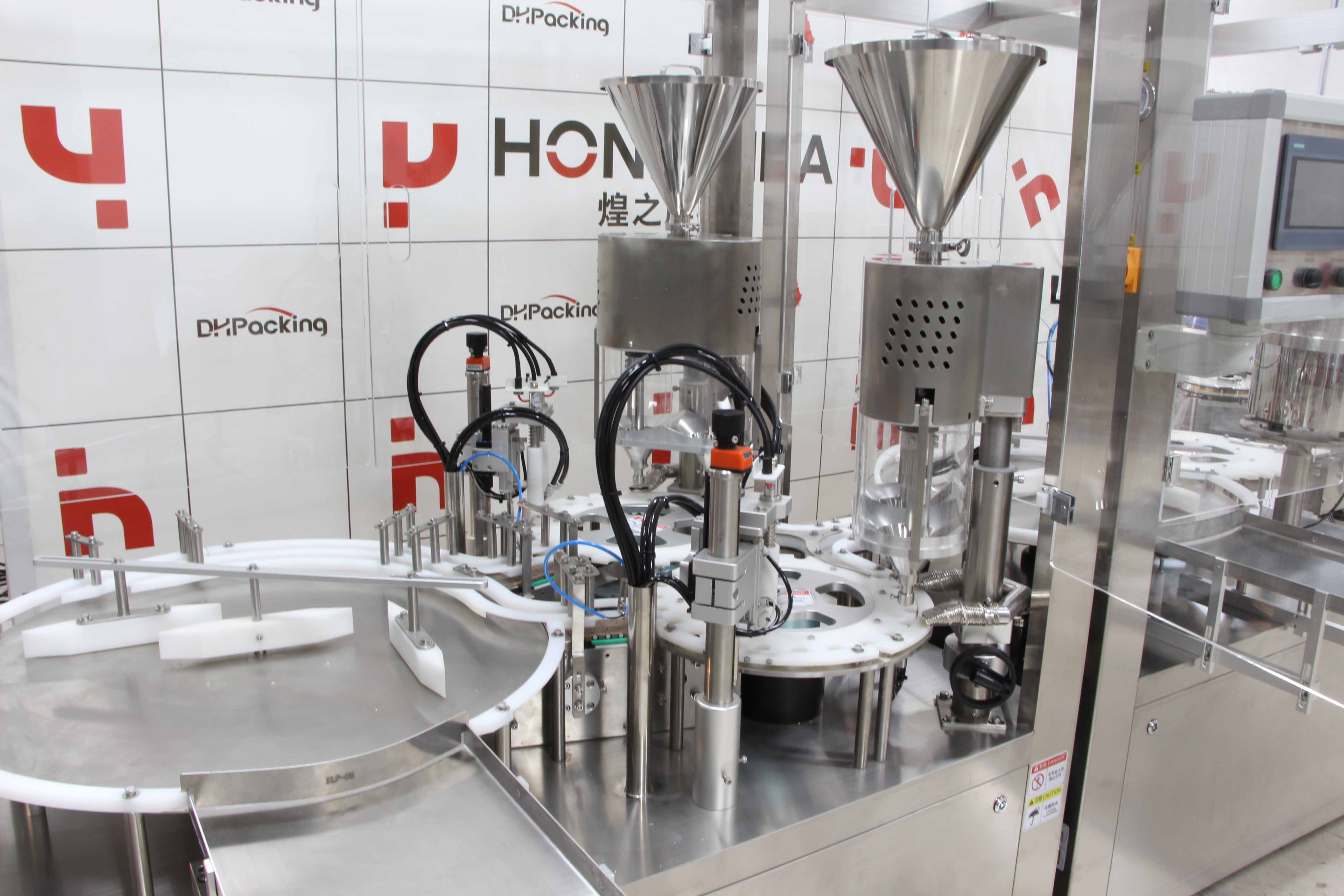 Vial powder filling machine