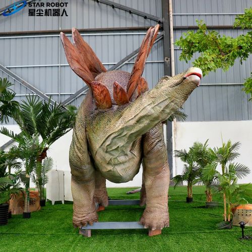 Robot stegosaurus berkualitas tinggi dengan fitur realistis