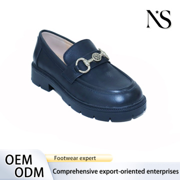 Calzado negro sofisticado para dama