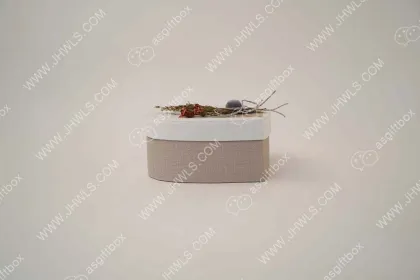 Linens Dried Flowers Heart-shaped Decorations Gift Box