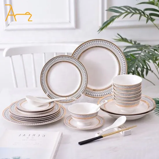Affordable Customizable Bulk Gold Rim Bone China and Porcelain Dishes for Restaurants: Wholesale Plain White Ceramic Dinner Plates