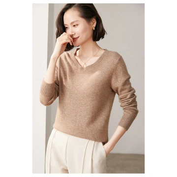 Costuras sueltas de moda tejidos de punto Sweater mujer suéter estilo  cálido suéter de manga larga - China Sudadera delgada Mujer y un suéter  ligero precio