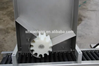 Ham sausage labeling machine